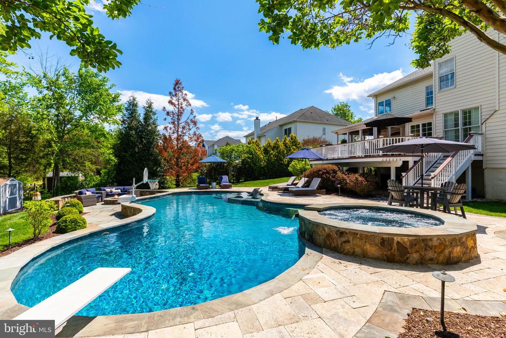 25554 MIMOSA TREE COURT