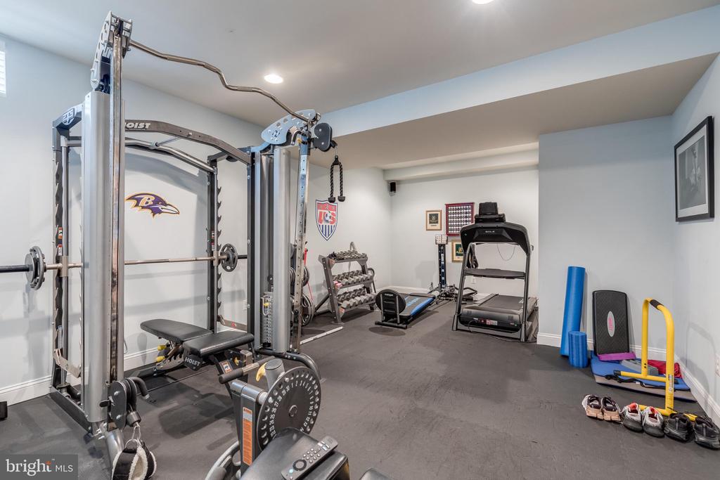 25554 MIMOSA TREE COURT