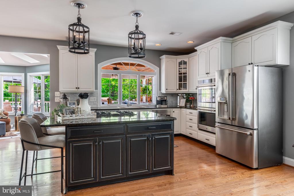 25554 MIMOSA TREE COURT