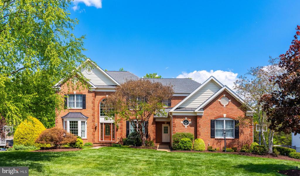 25554 MIMOSA TREE COURT