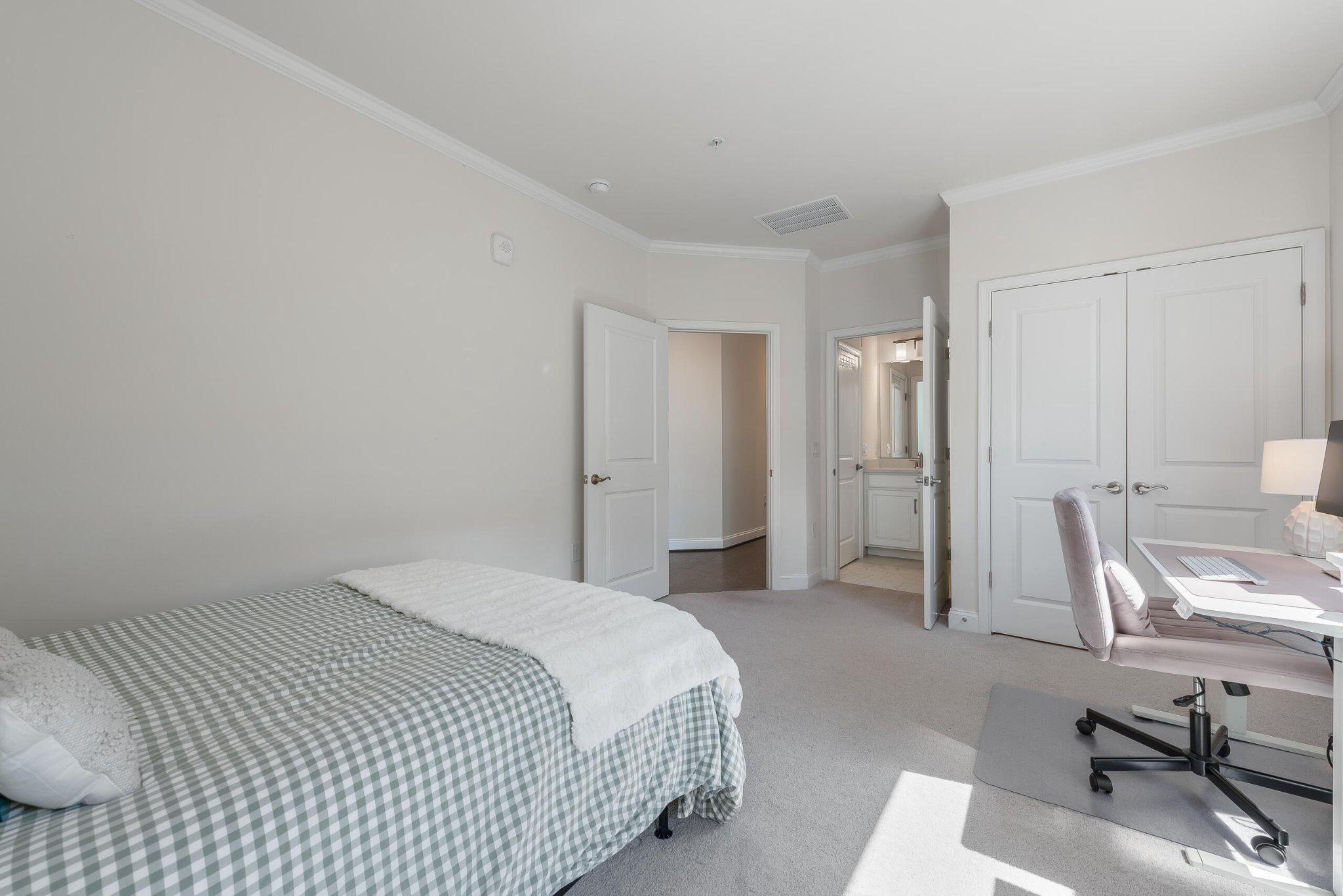 23630 HAVELOCK WALK TERRACE 200