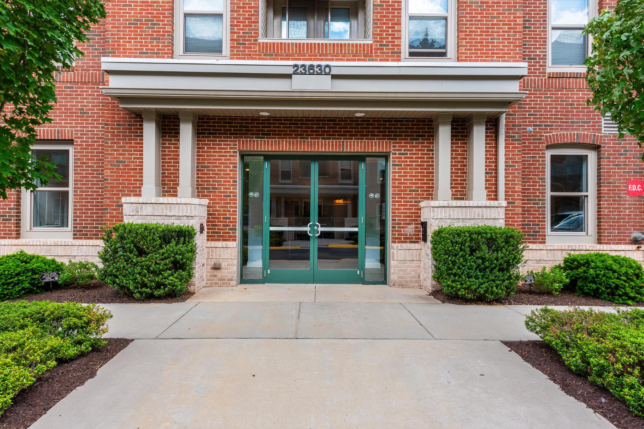 23630 HAVELOCK WALK TERRACE 200