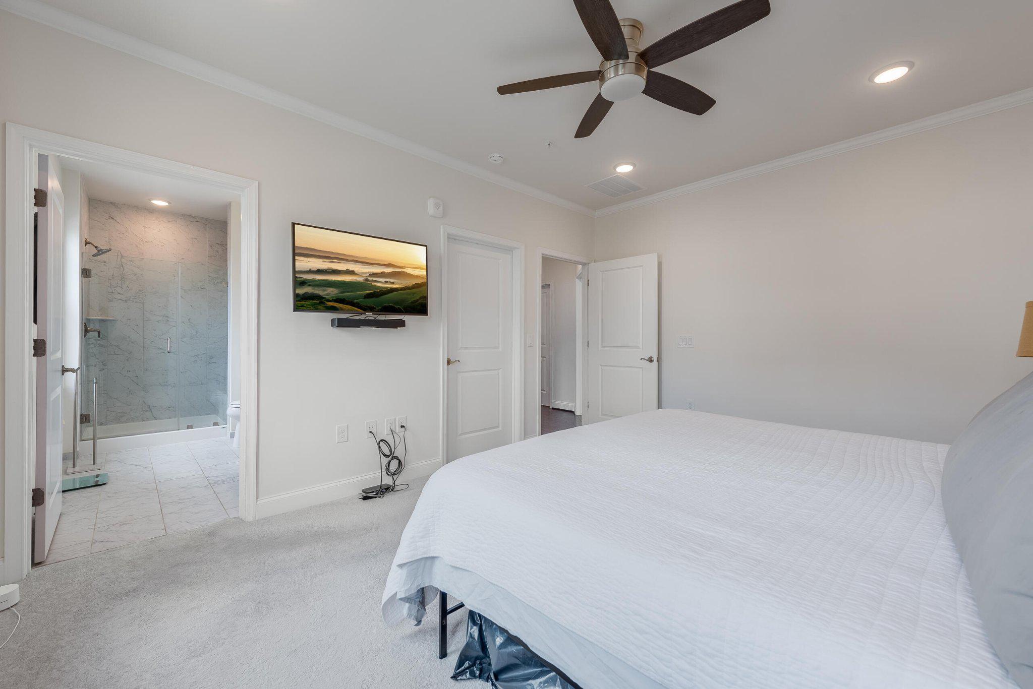 23630 HAVELOCK WALK TERRACE 200