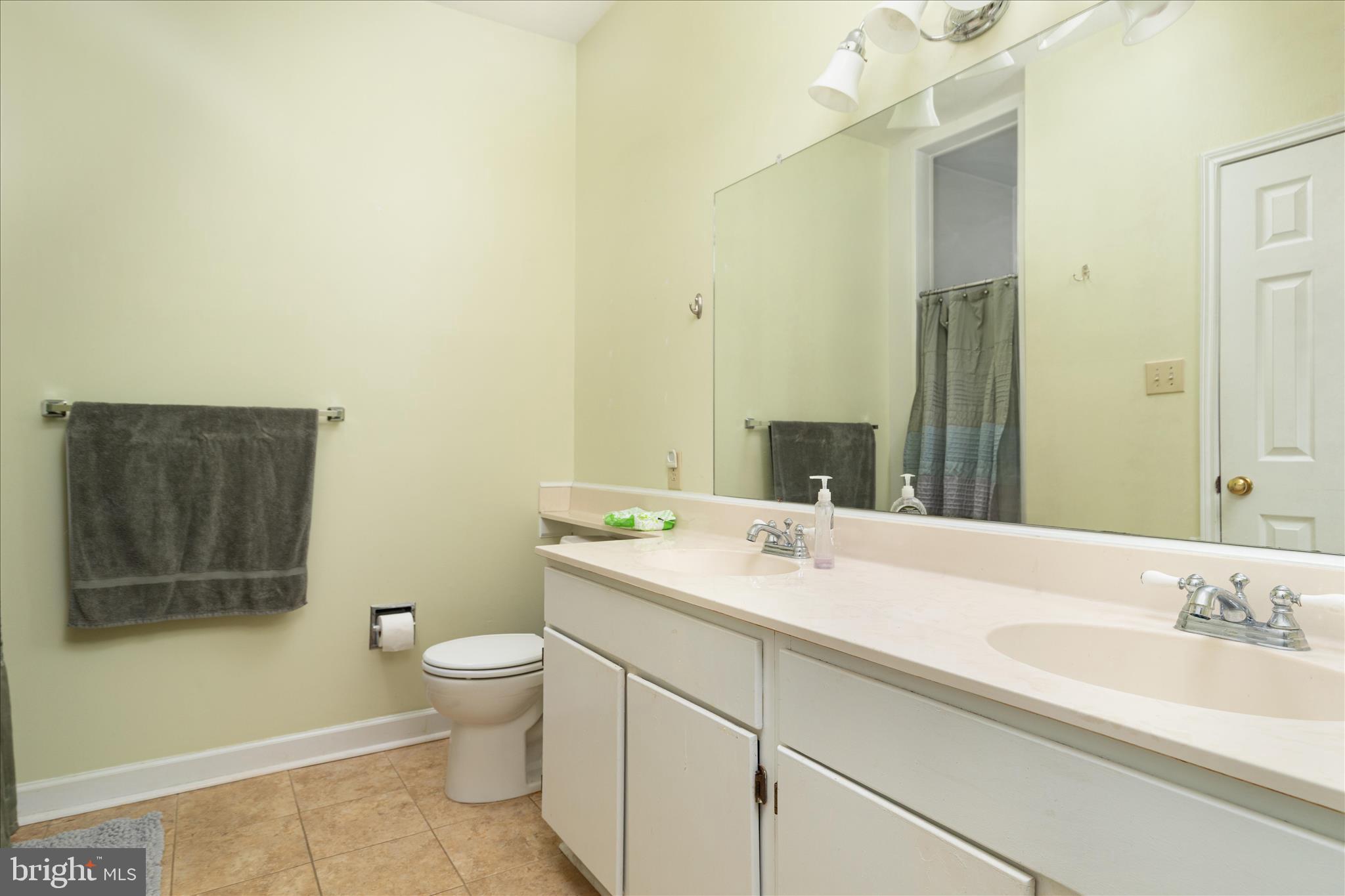 664 GATEWAY DRIVE SE 302