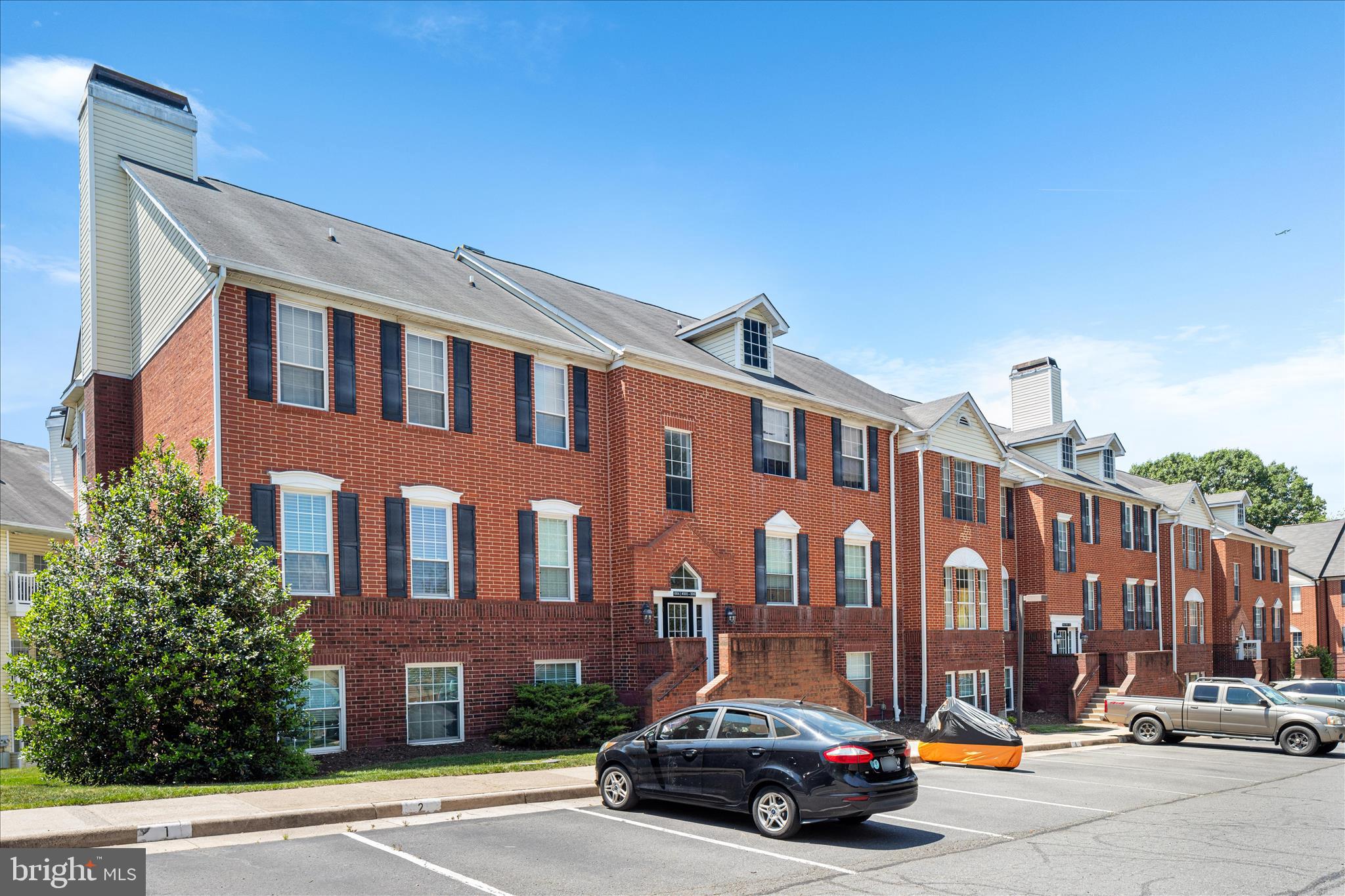 664 GATEWAY DRIVE SE 302