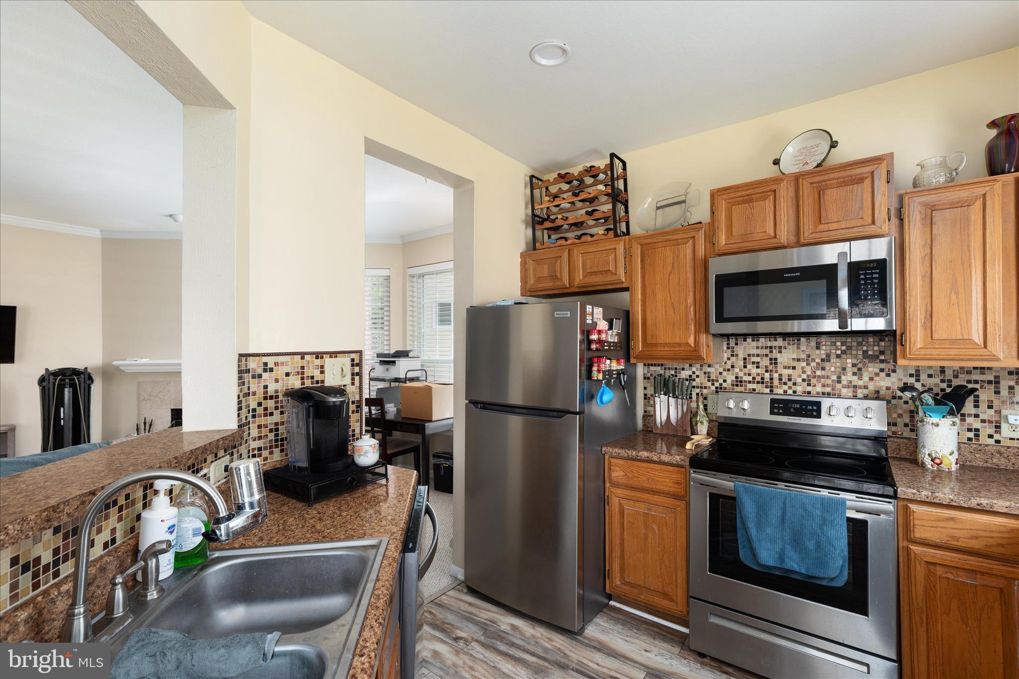 664 GATEWAY DRIVE SE 302