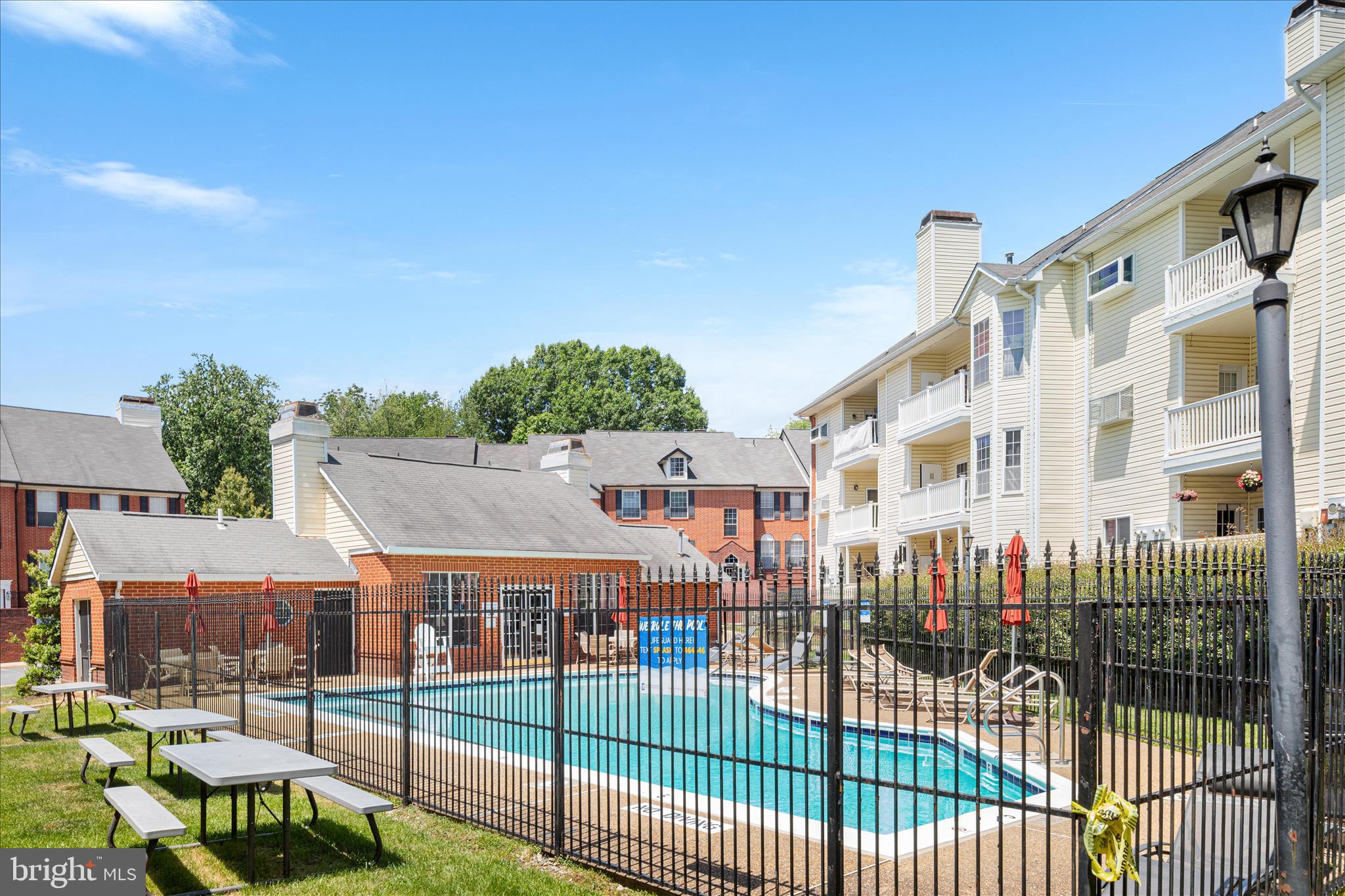 664 GATEWAY DRIVE SE 302