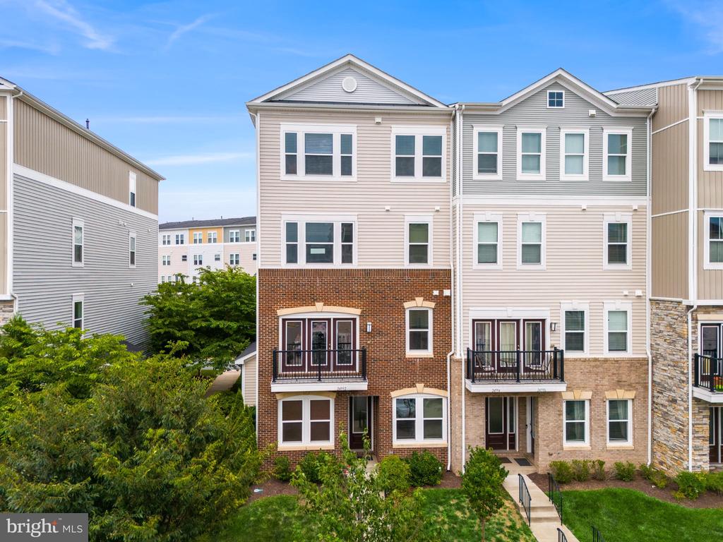 24592 Rosebay Ter, -5418, United States