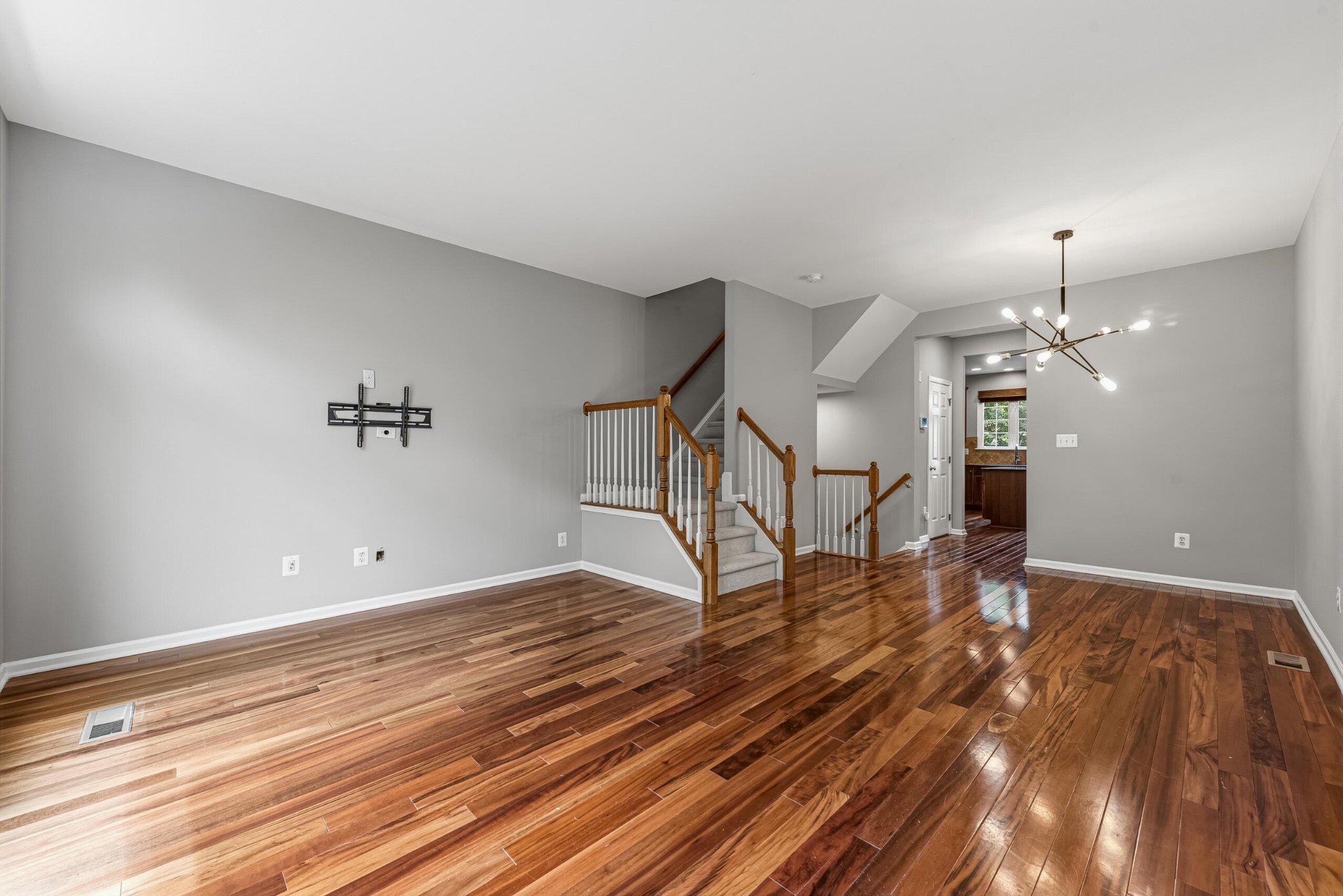 25033 JUSTICE DRIVE