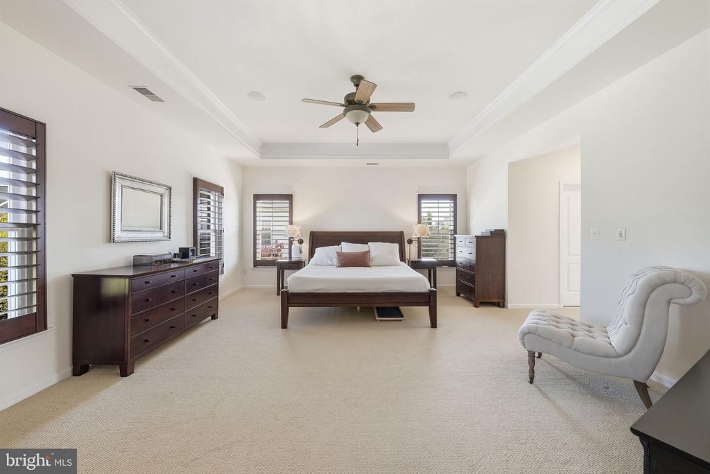 41897 WHITE MOUNTAIN COURT