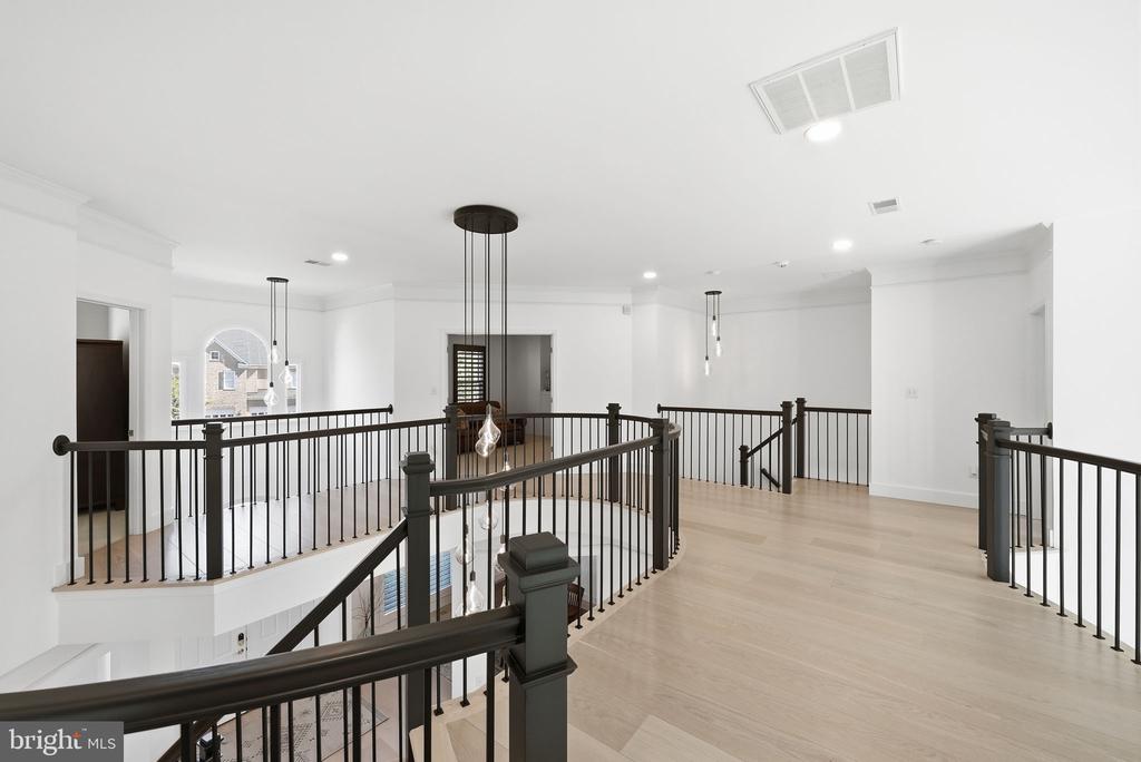 41897 WHITE MOUNTAIN COURT