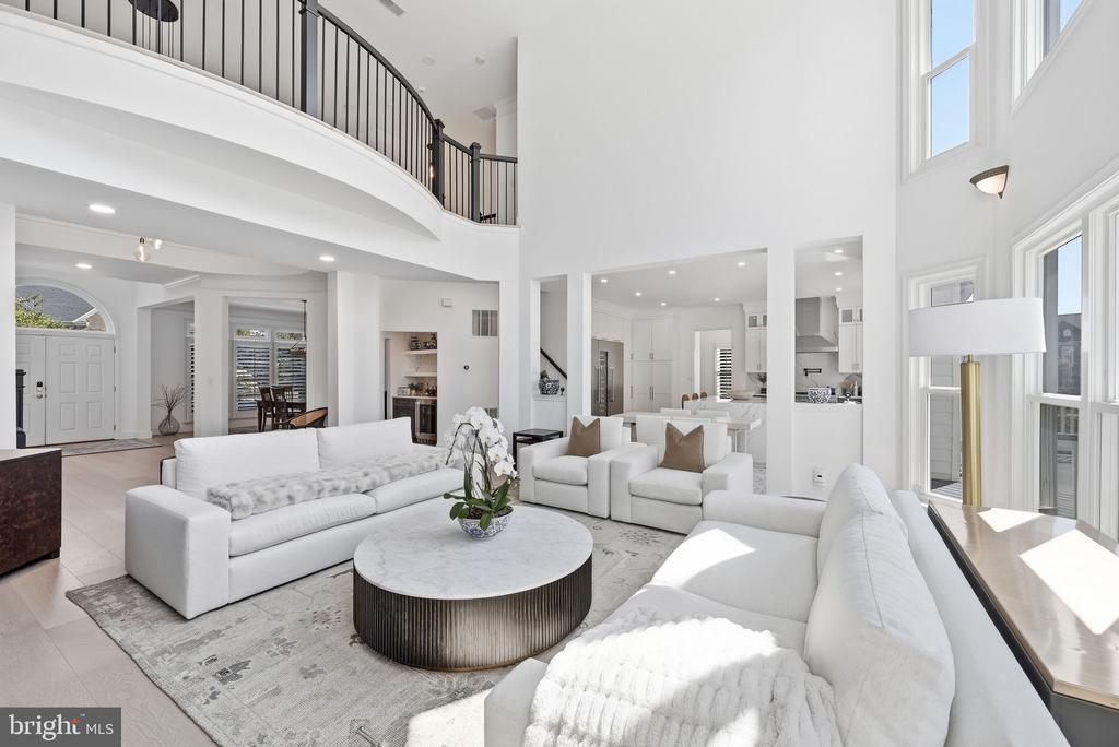 41897 WHITE MOUNTAIN COURT