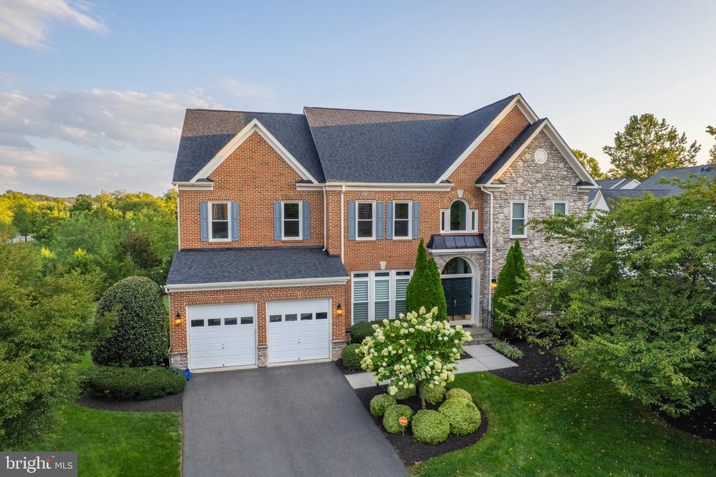 41897 WHITE MOUNTAIN COURT
