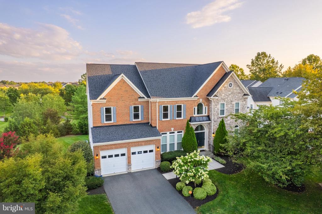 41897 WHITE MOUNTAIN COURT