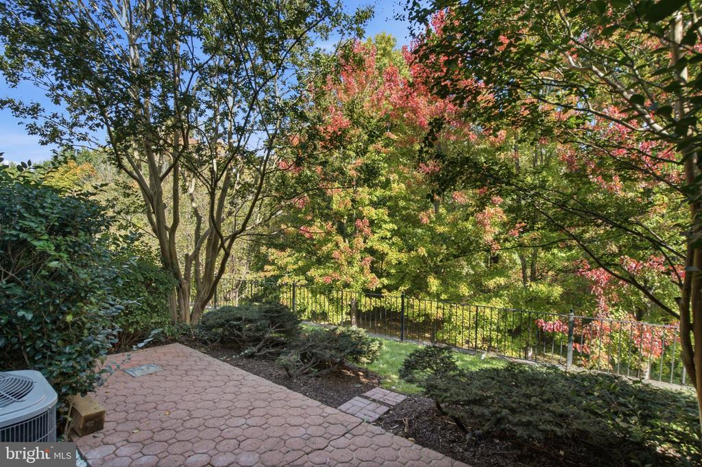 43414 EDGECLIFF TERRACE