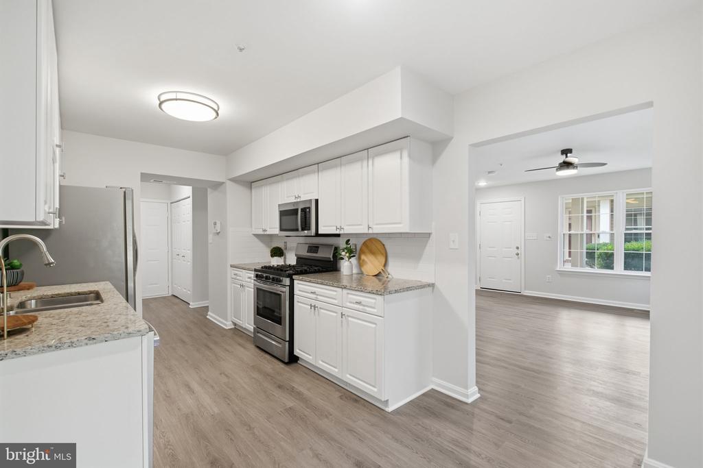 43414 EDGECLIFF TERRACE