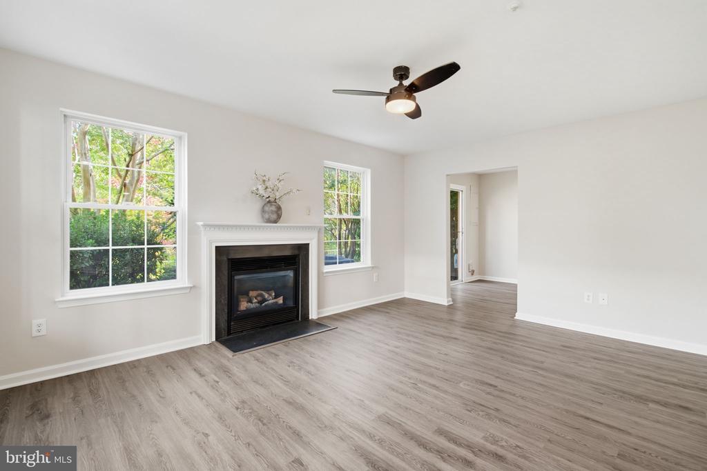 43414 EDGECLIFF TERRACE