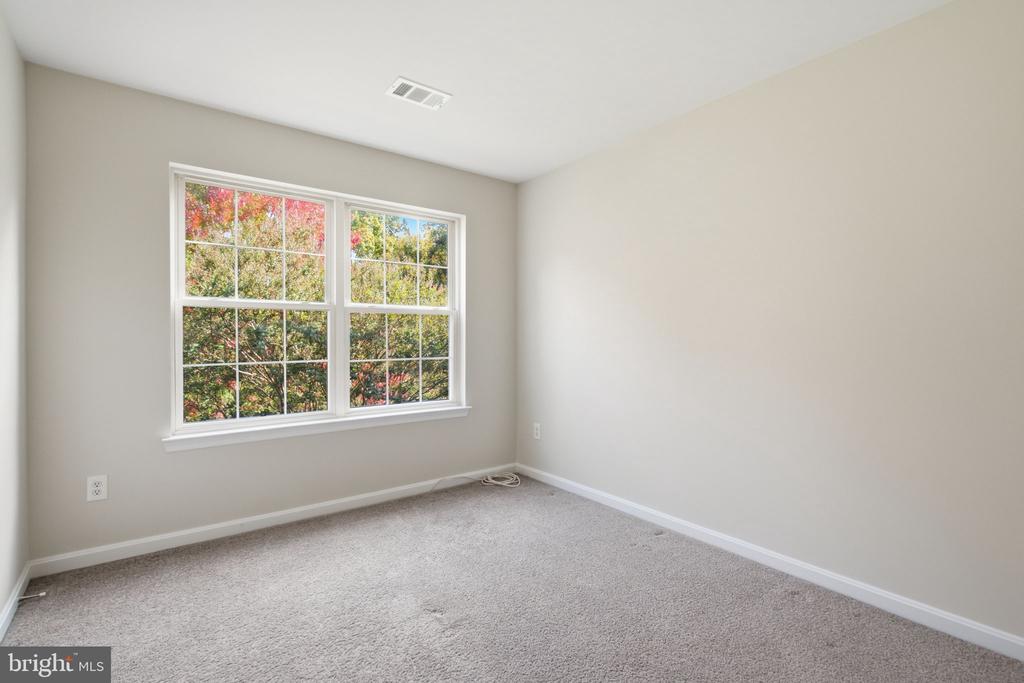 43414 EDGECLIFF TERRACE