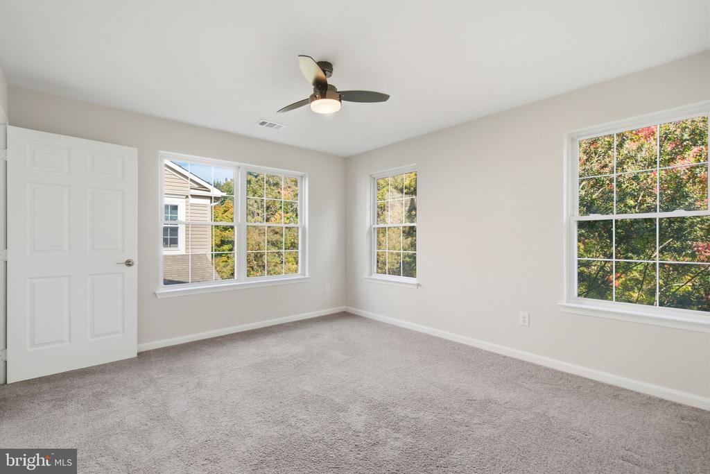 43414 EDGECLIFF TERRACE
