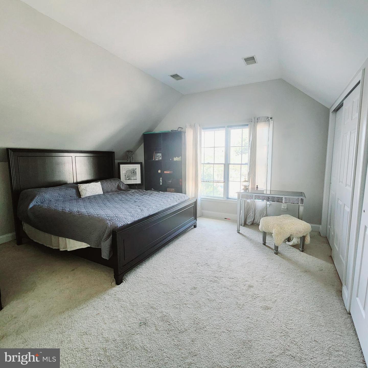 15065 Almansor Pl