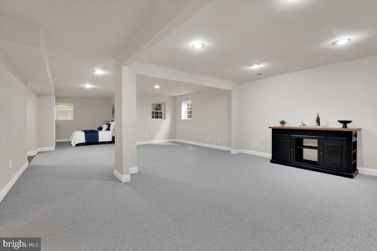 13736 Charismatic Way