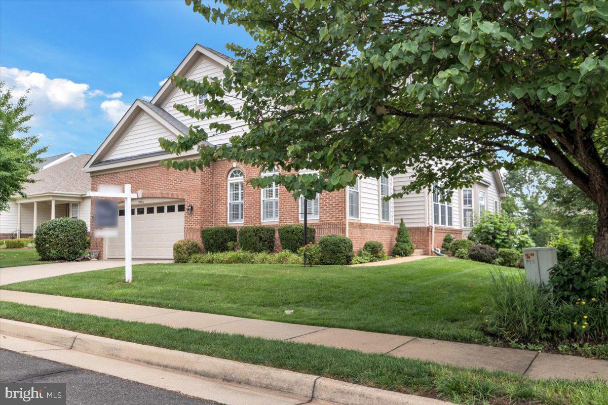 13736 Charismatic Way