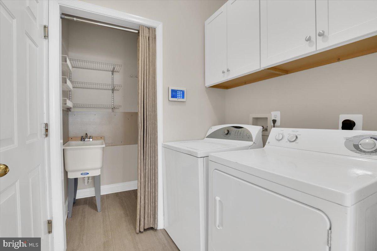 13736 Charismatic Way