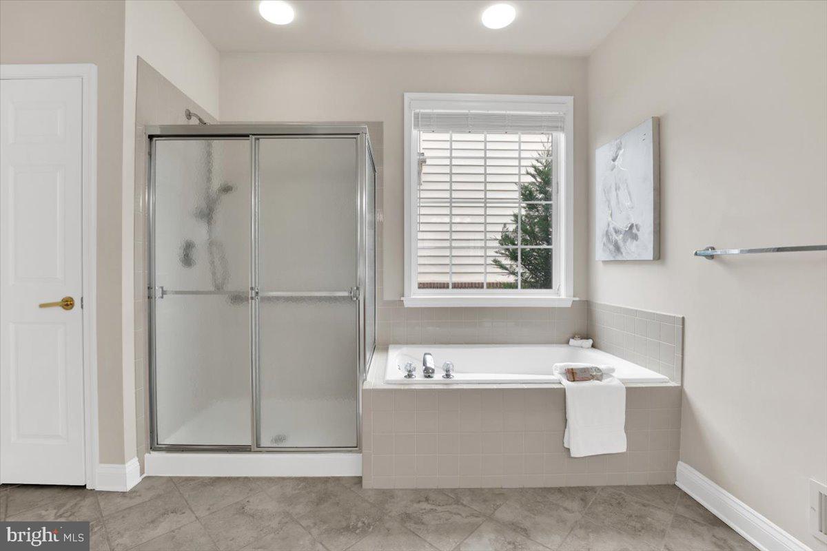 13736 Charismatic Way