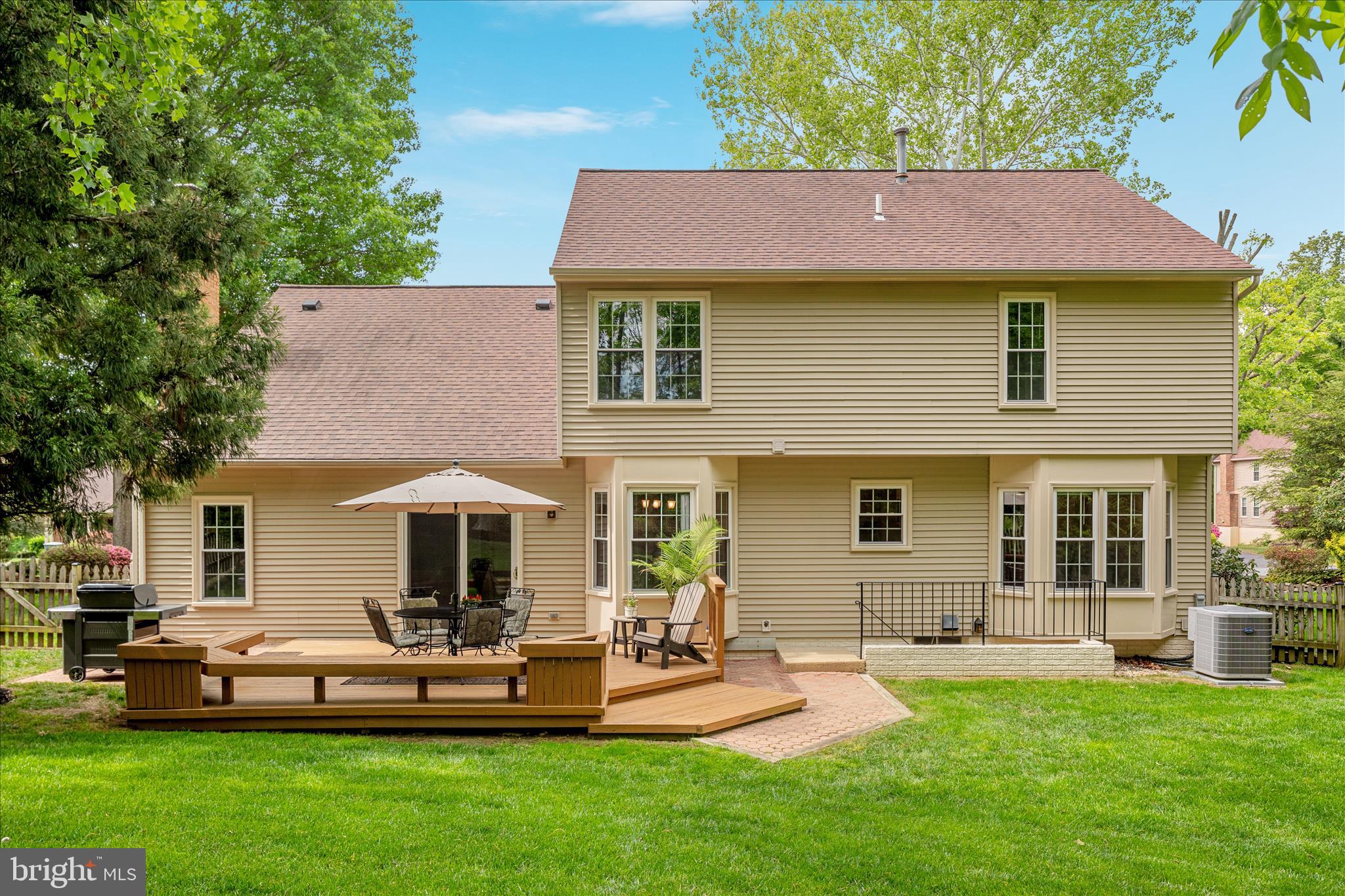 12852 VALLEYWOOD DRIVE