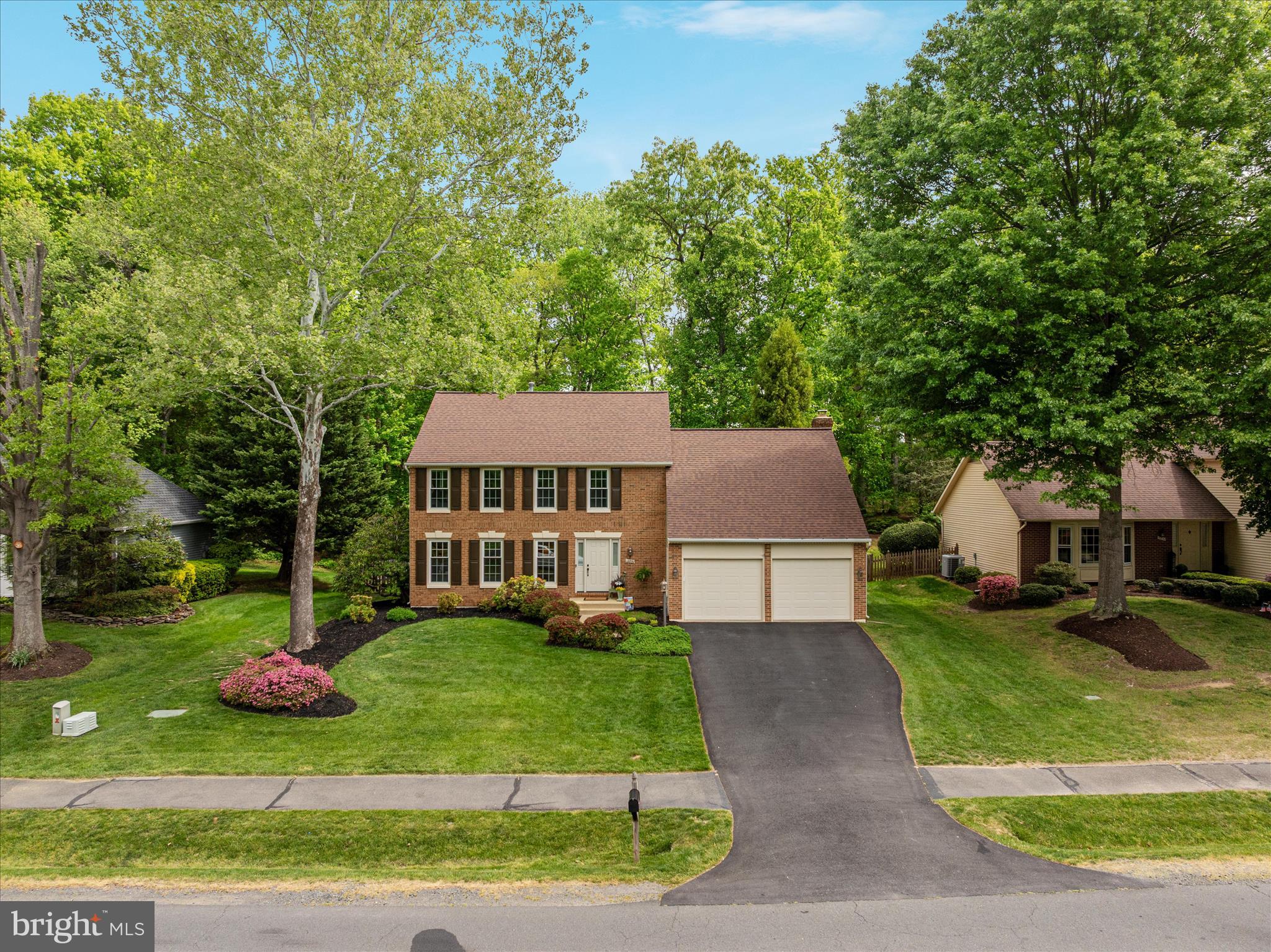 12852 VALLEYWOOD DRIVE