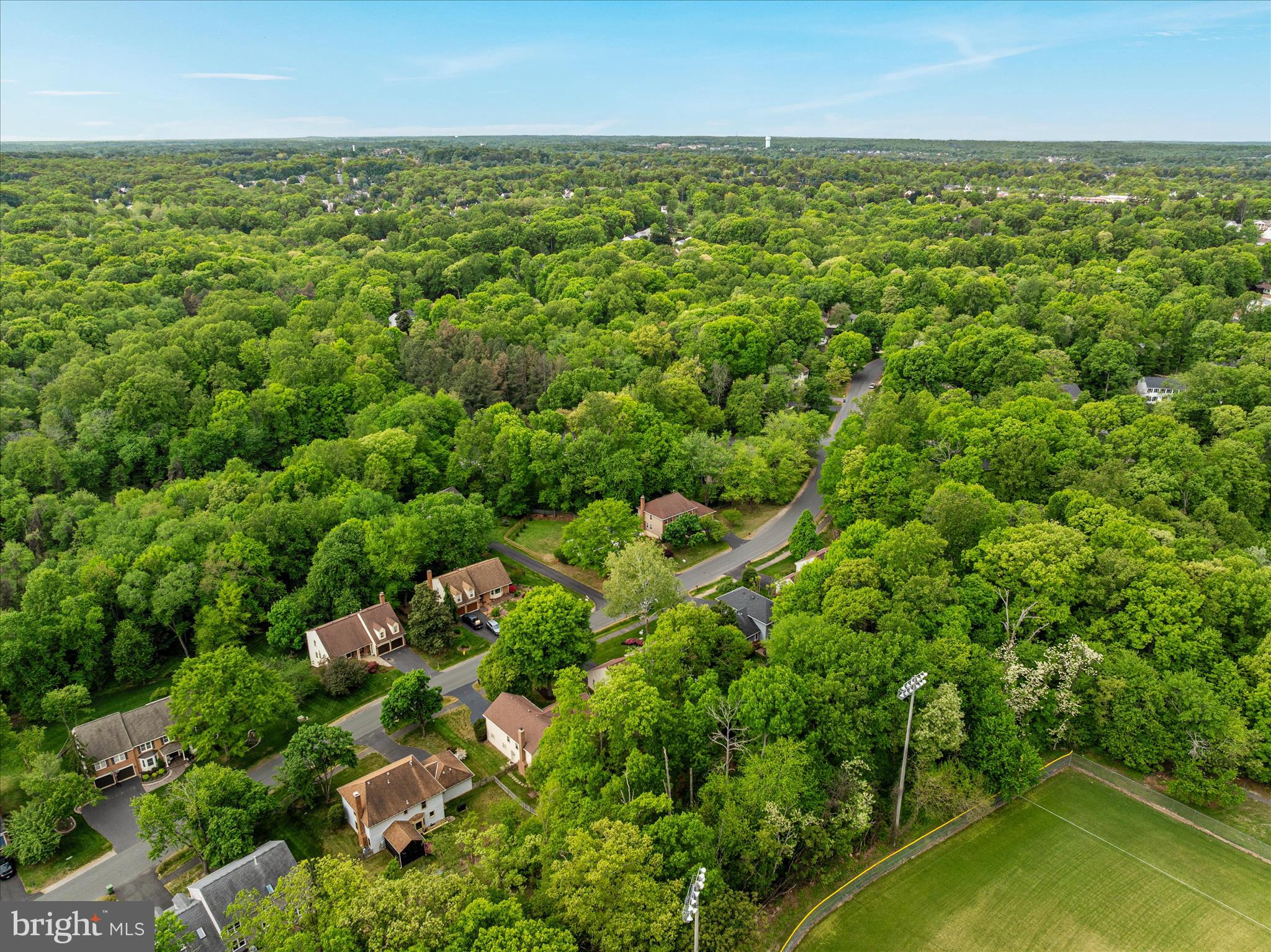 12852 VALLEYWOOD DRIVE