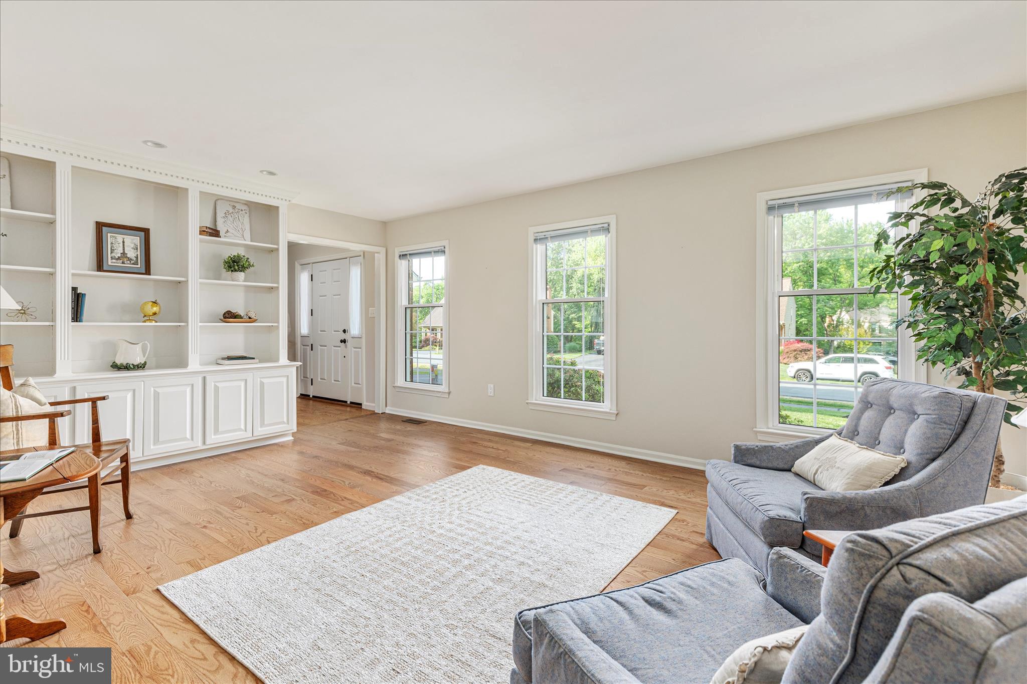 12852 VALLEYWOOD DRIVE