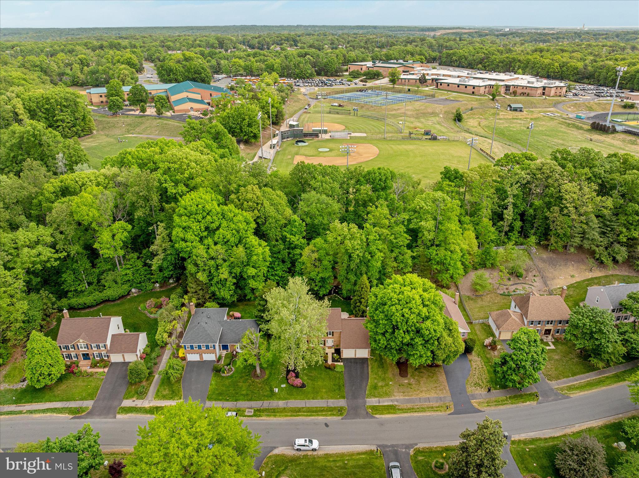 12852 VALLEYWOOD DRIVE