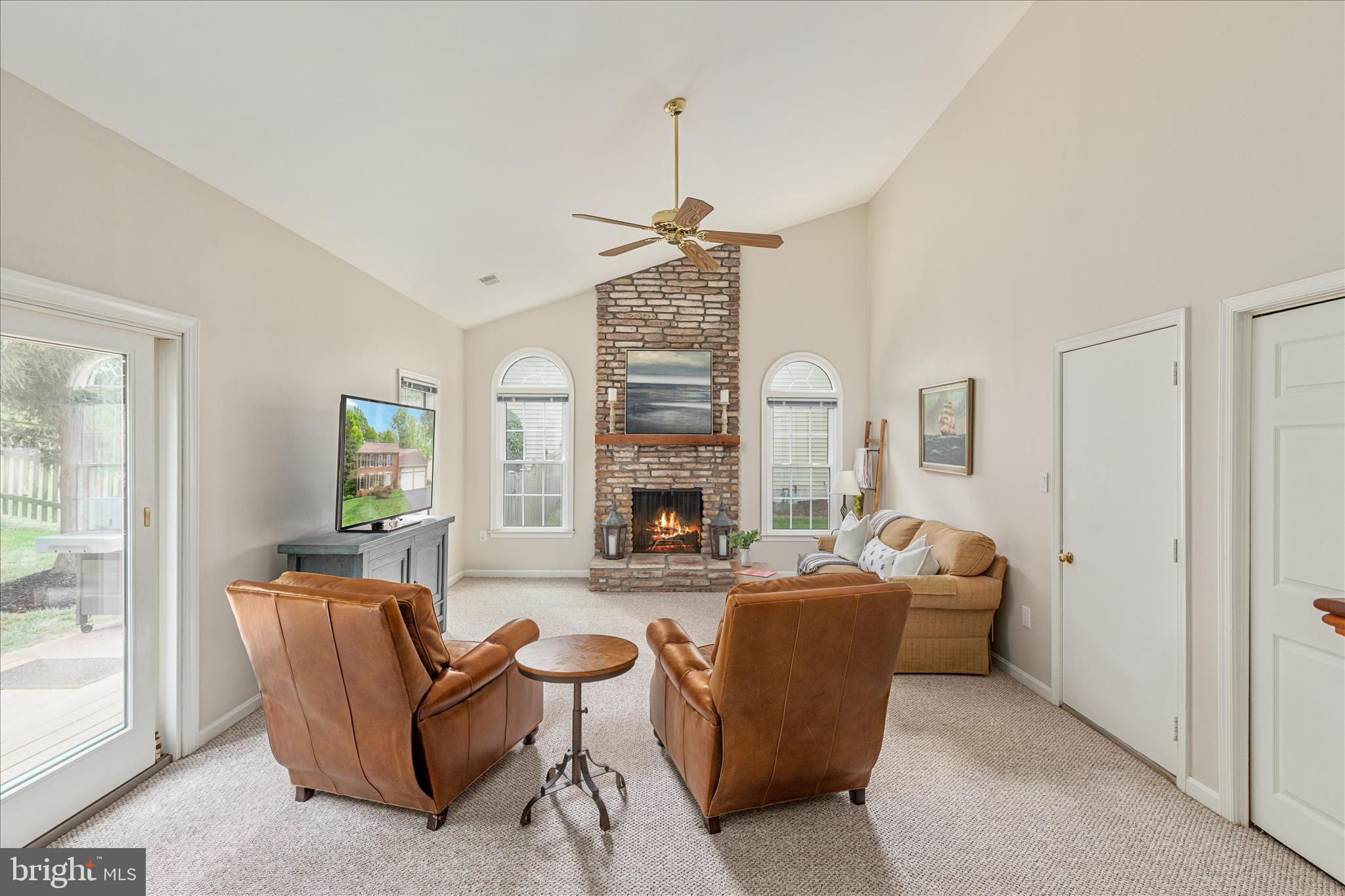 12852 VALLEYWOOD DRIVE