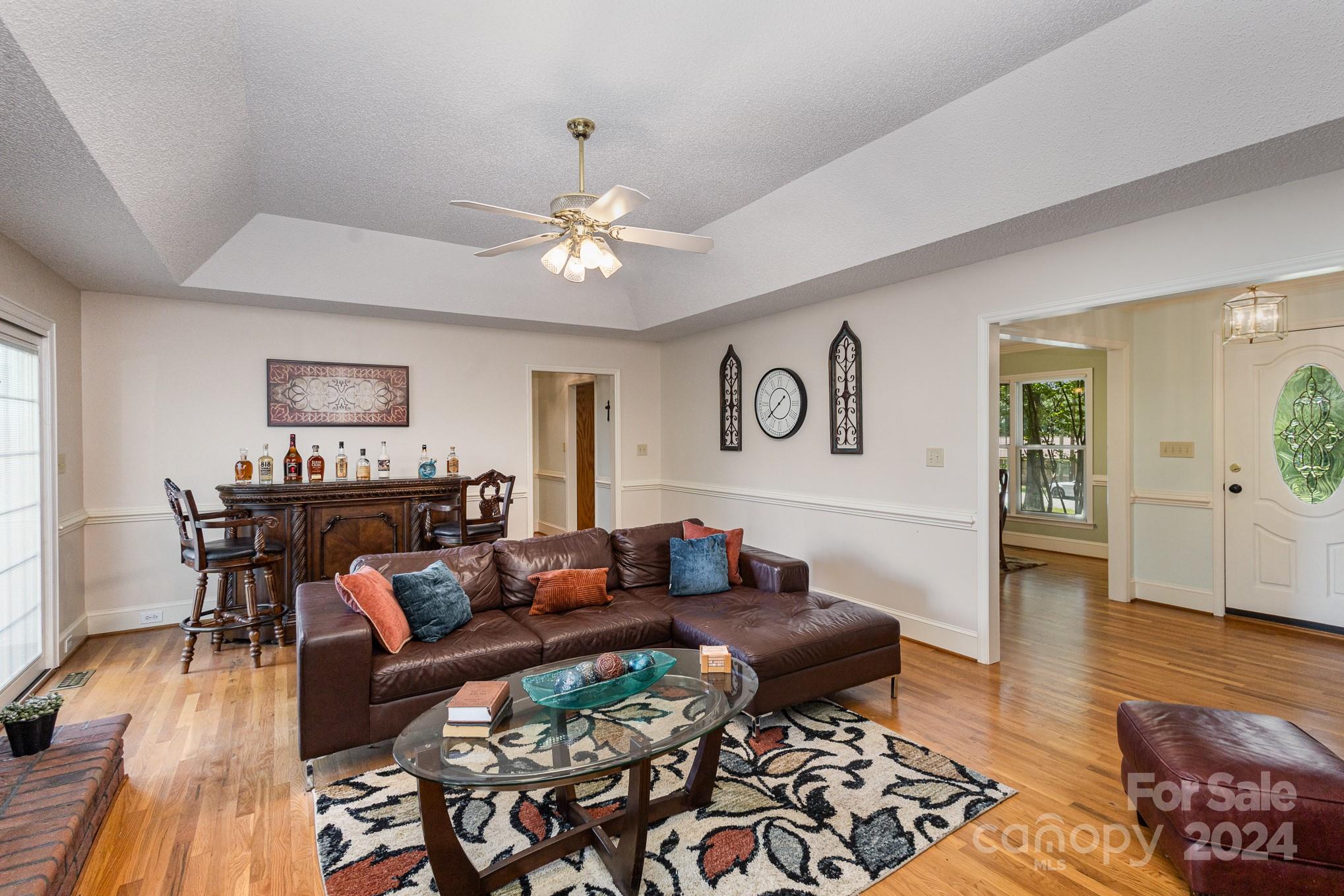 4328 Granada Drive SW