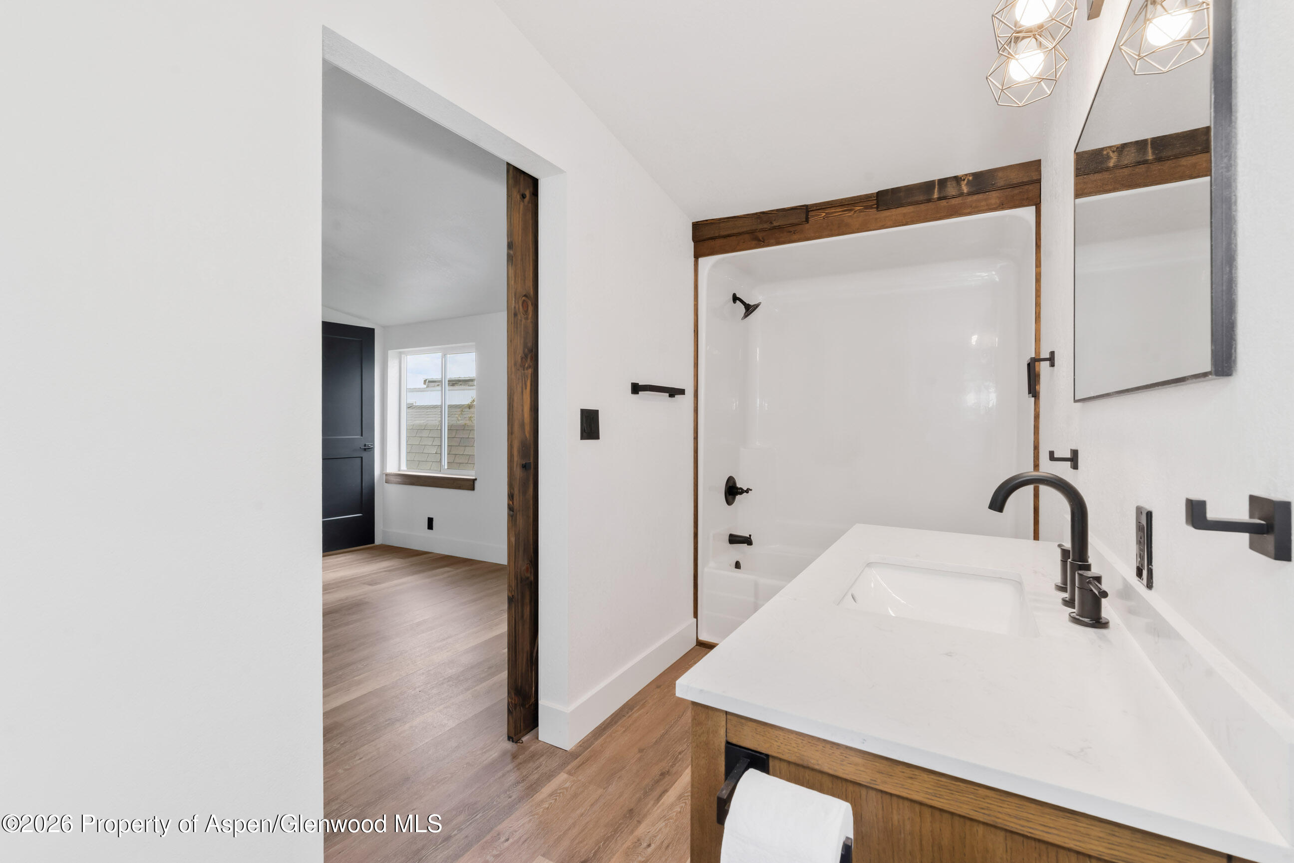 2210 W 3rd Street 11