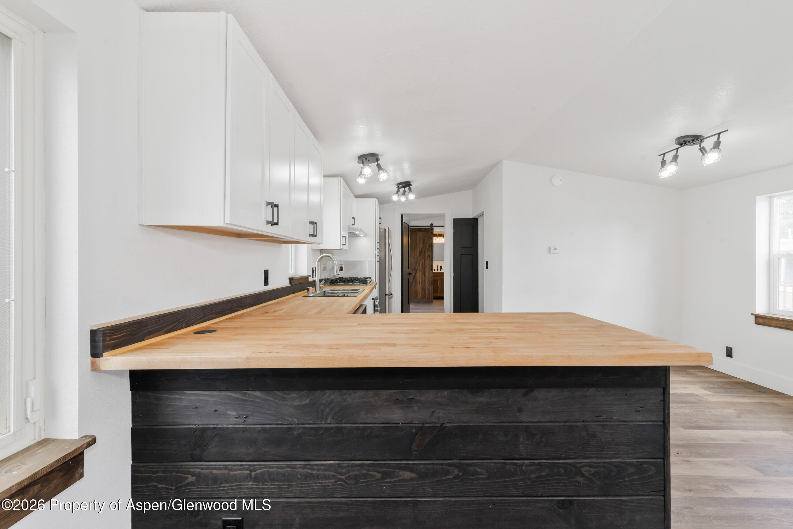 2210 W 3rd Street 11
