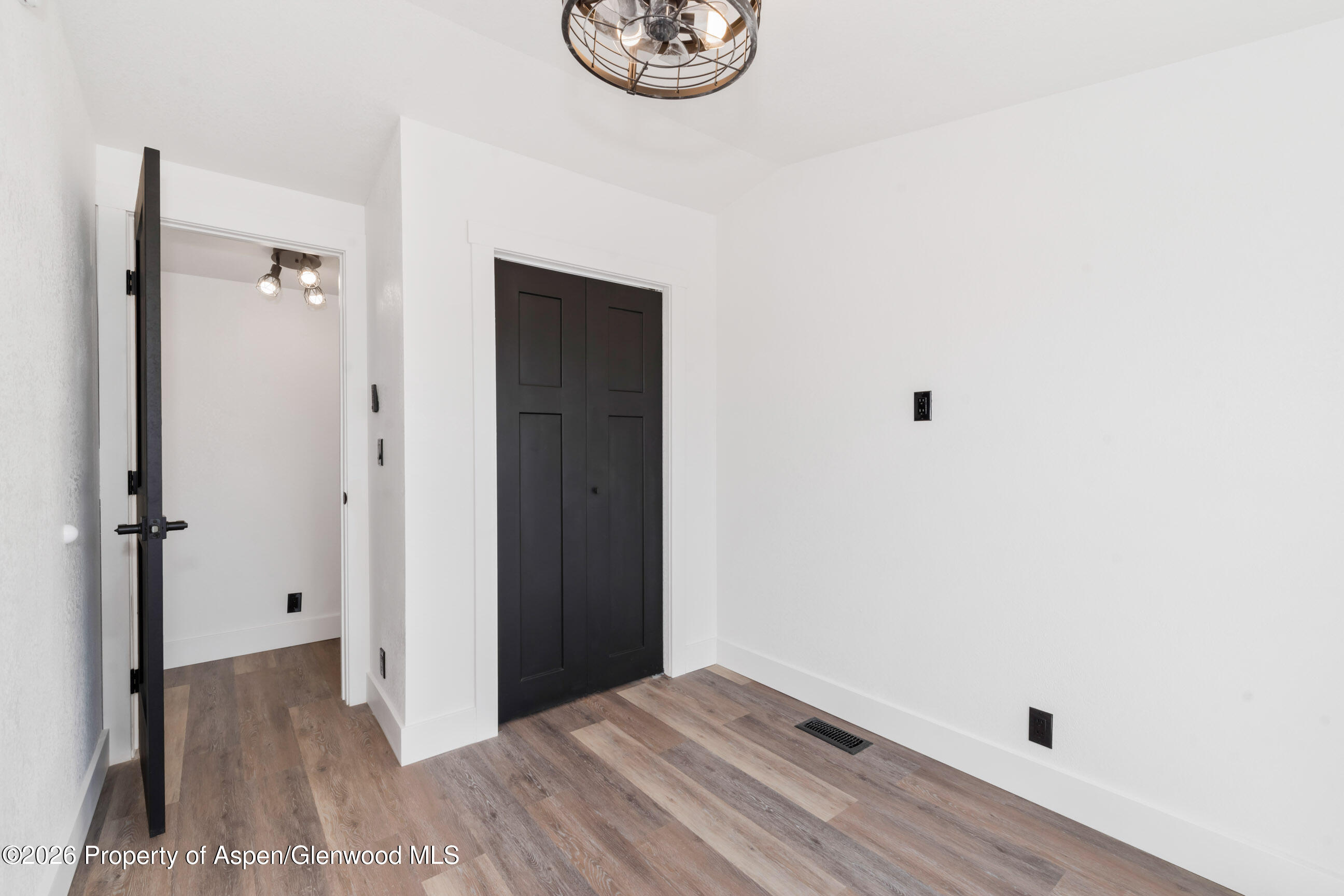 2210 W 3rd Street 11