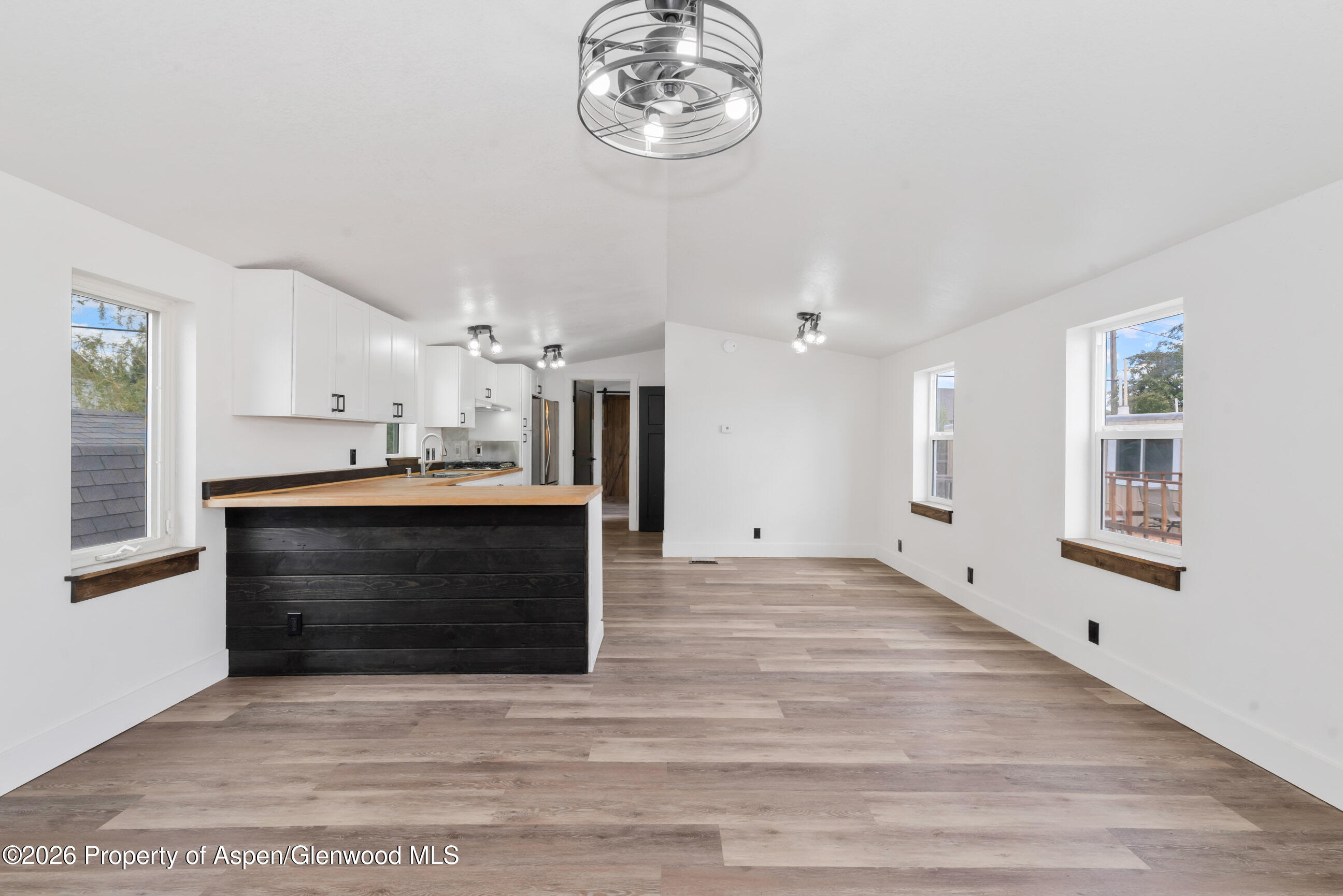 2210 W 3rd Street 11