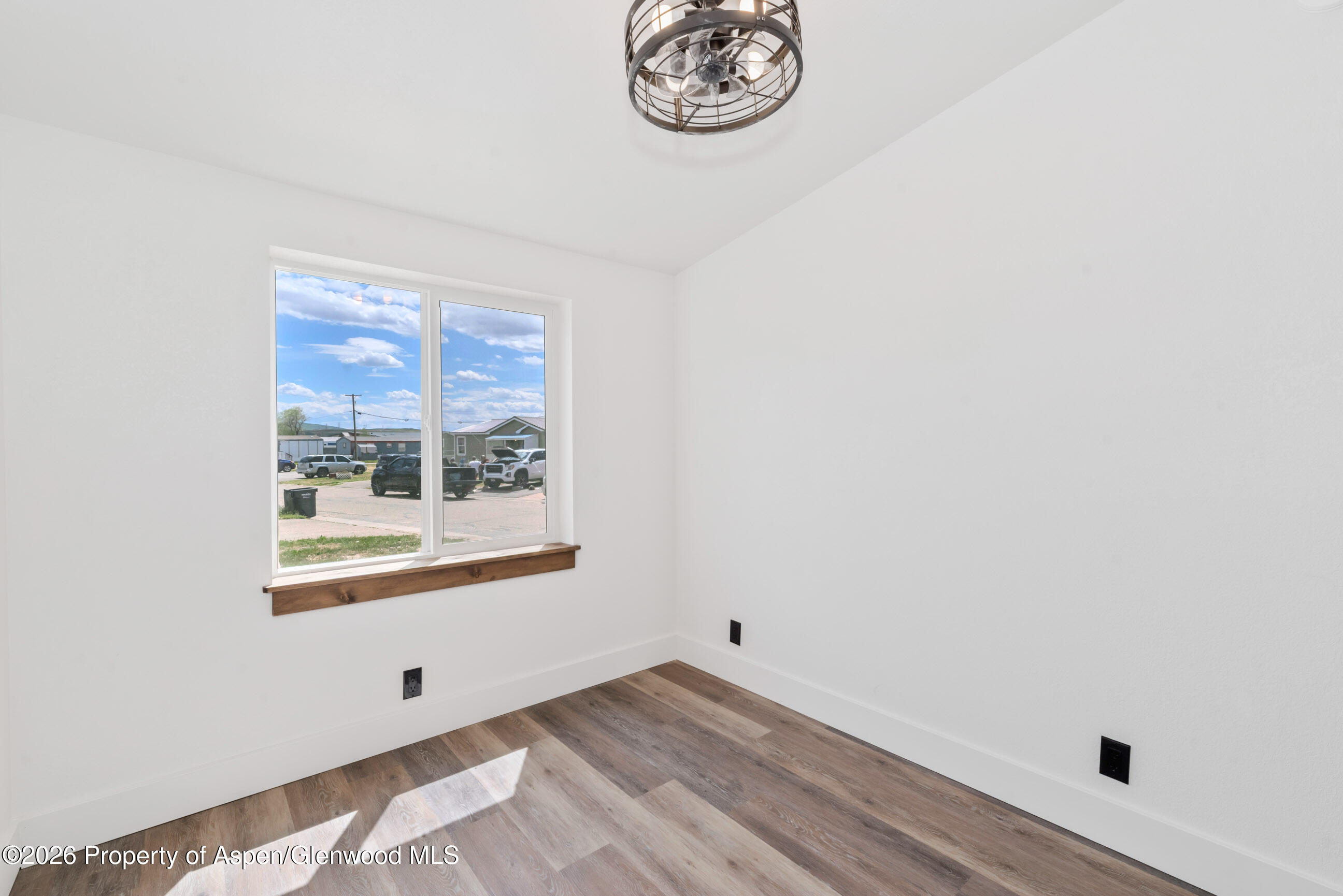 2210 W 3rd Street 11