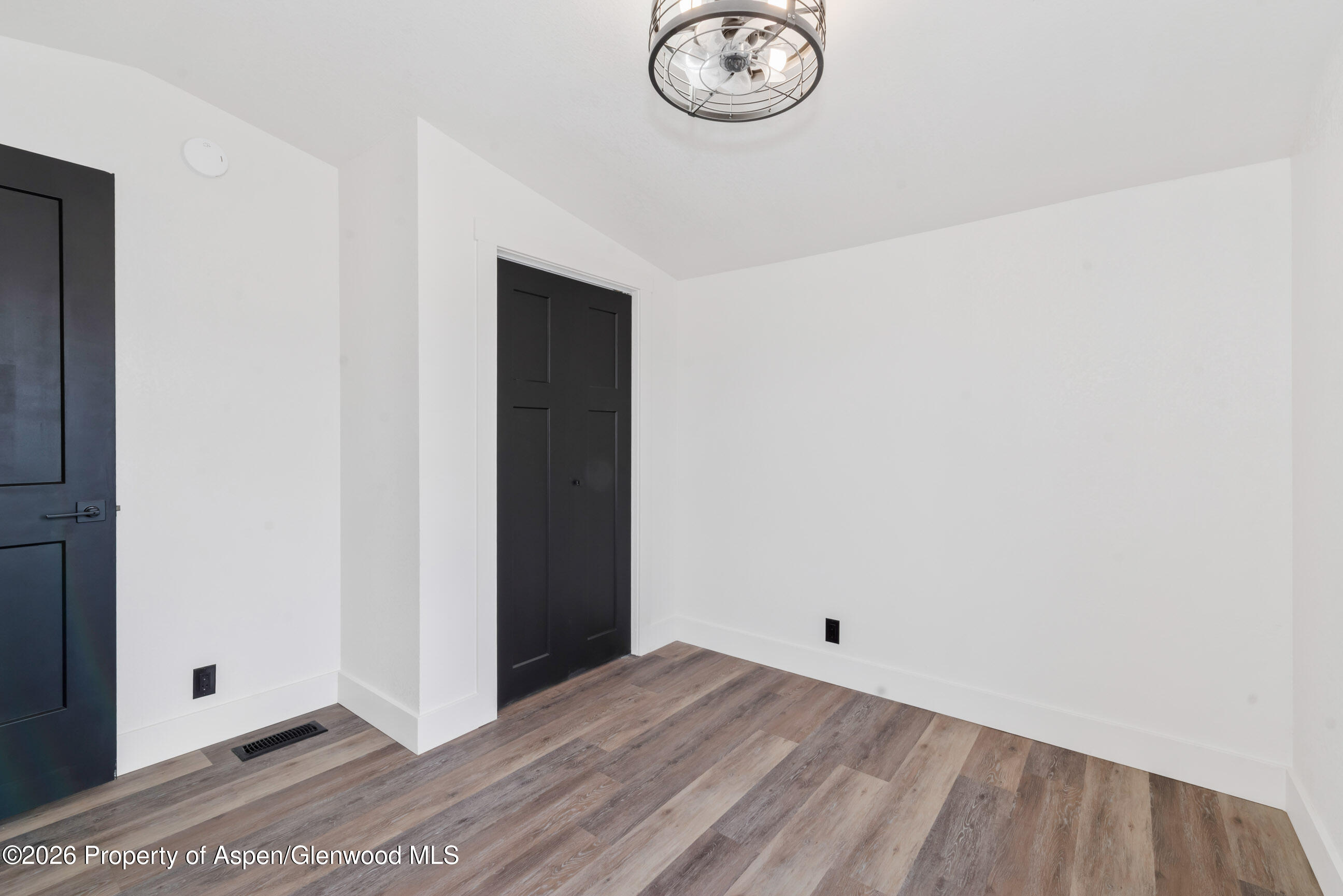 2210 W 3rd Street 11