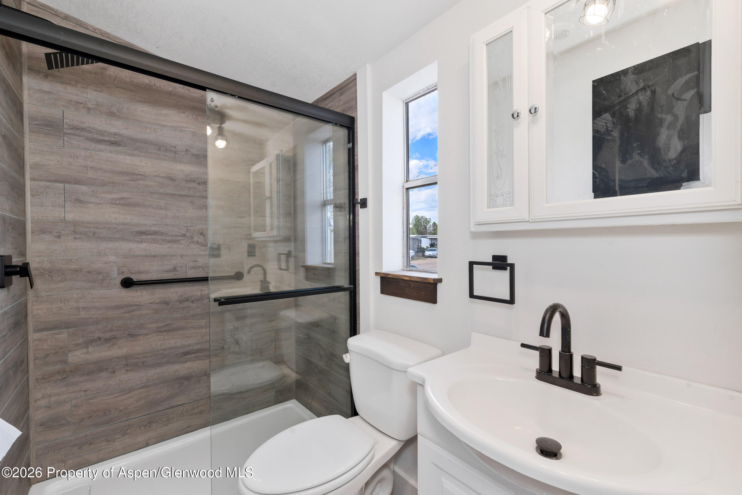 2210 W 3rd Street 11