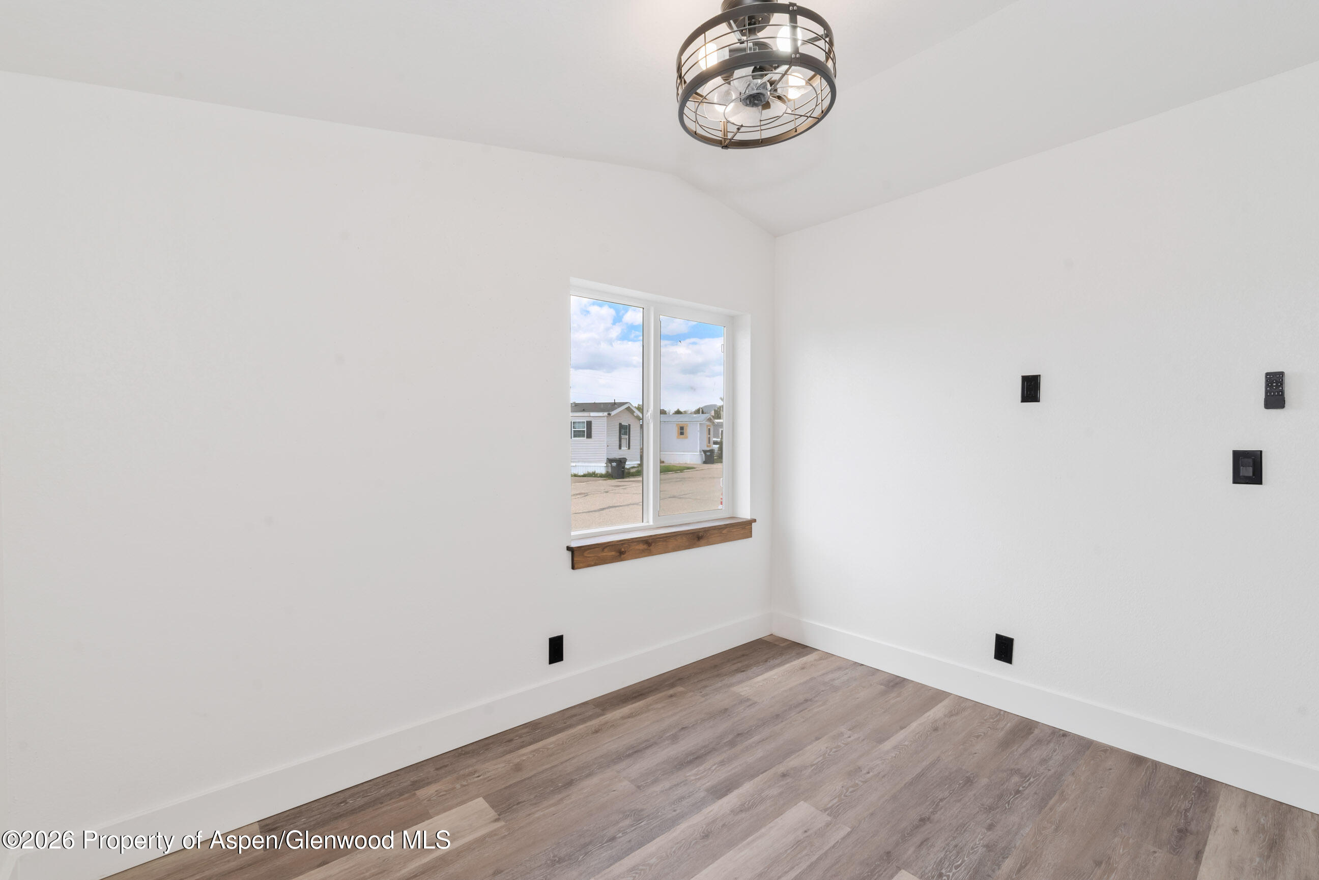 2210 W 3rd Street 11