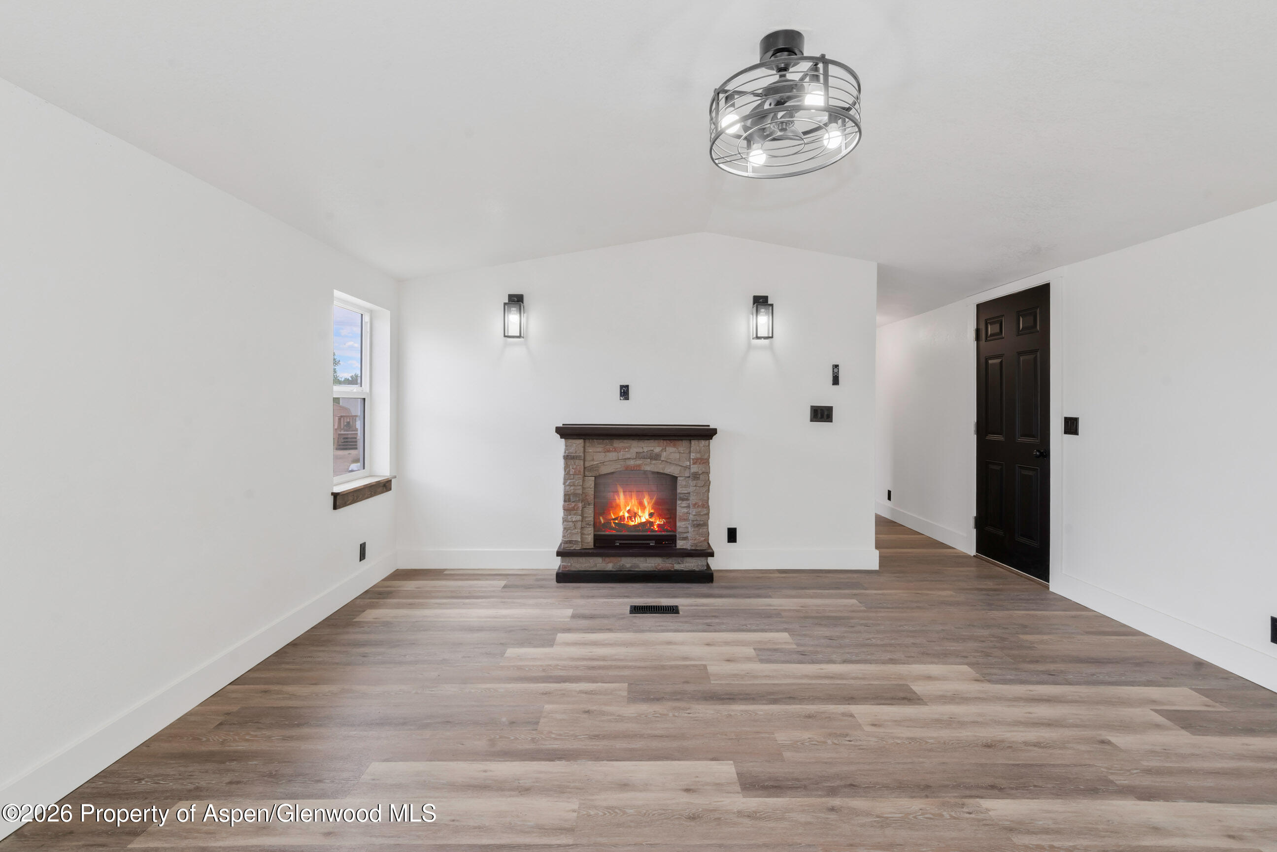 2210 W 3rd Street 11