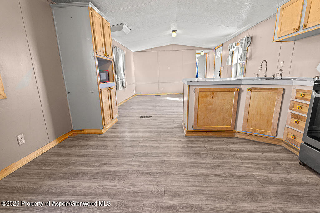 2210 W 3rd Street 38