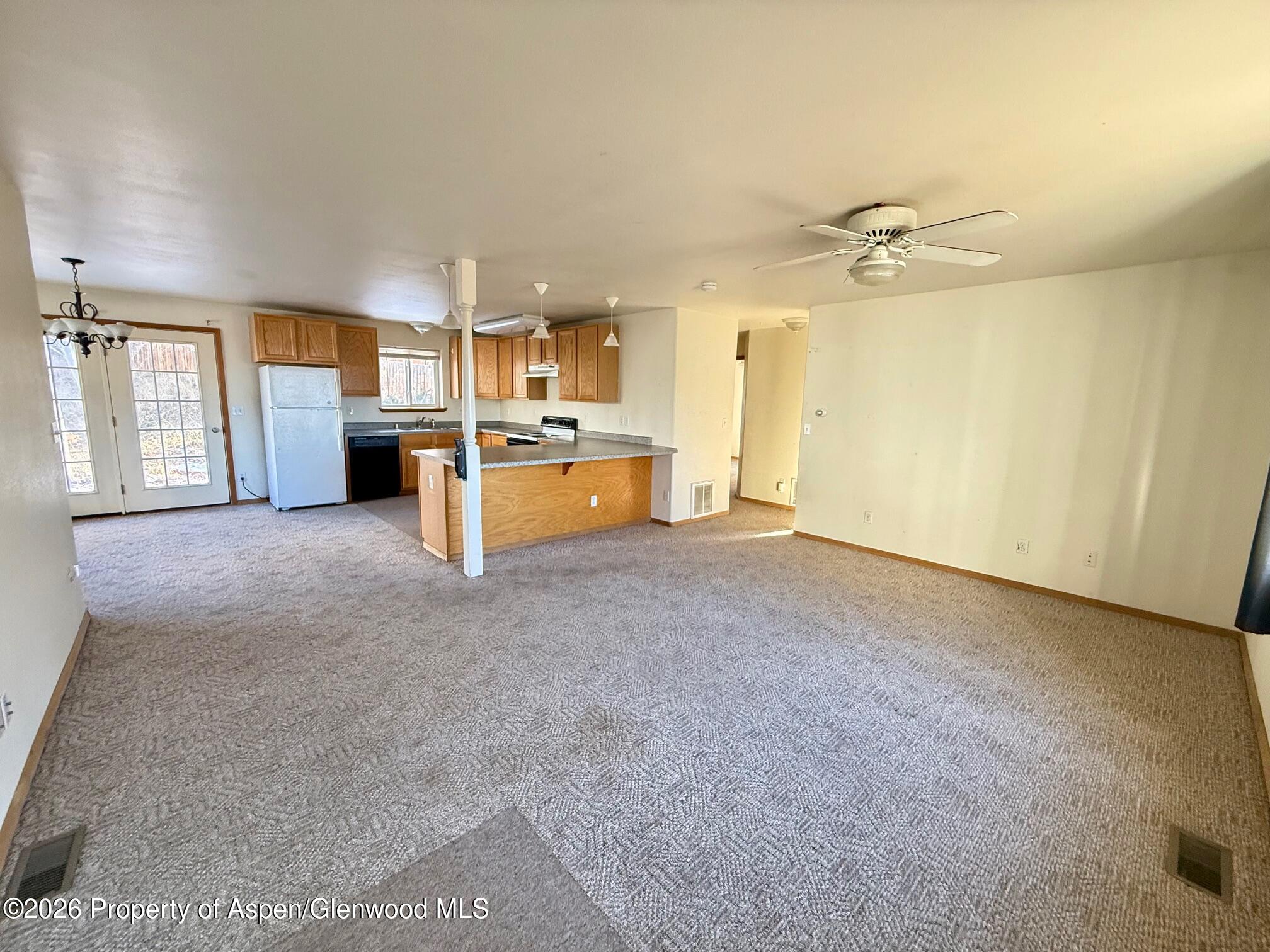 1333 E Victory Way