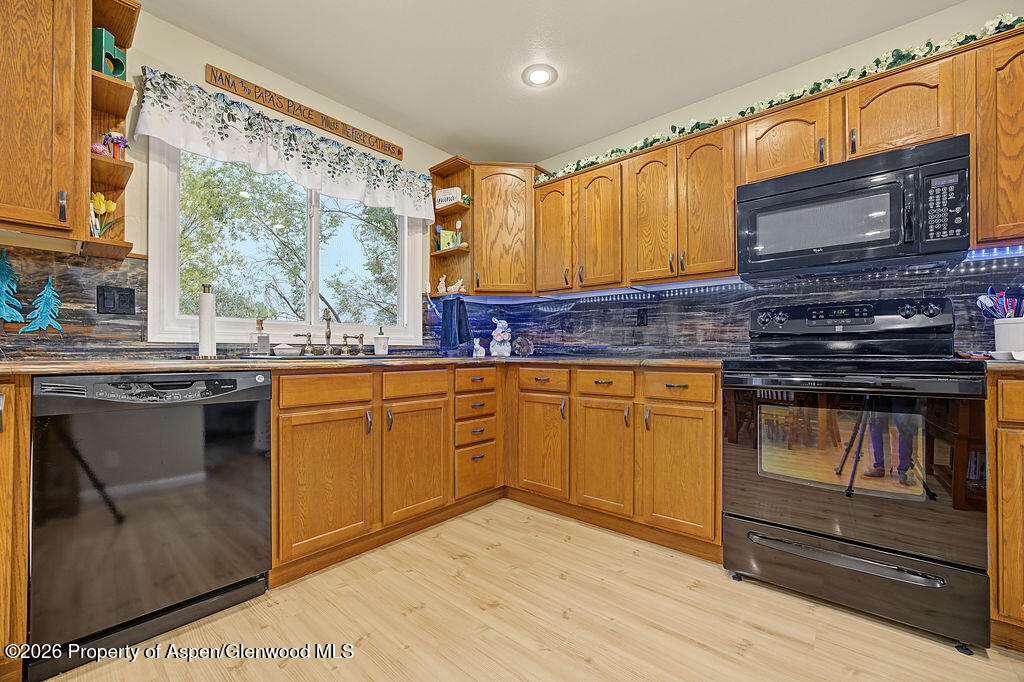3421 Lenox Road