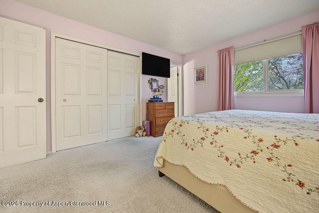 3421 Lenox Road