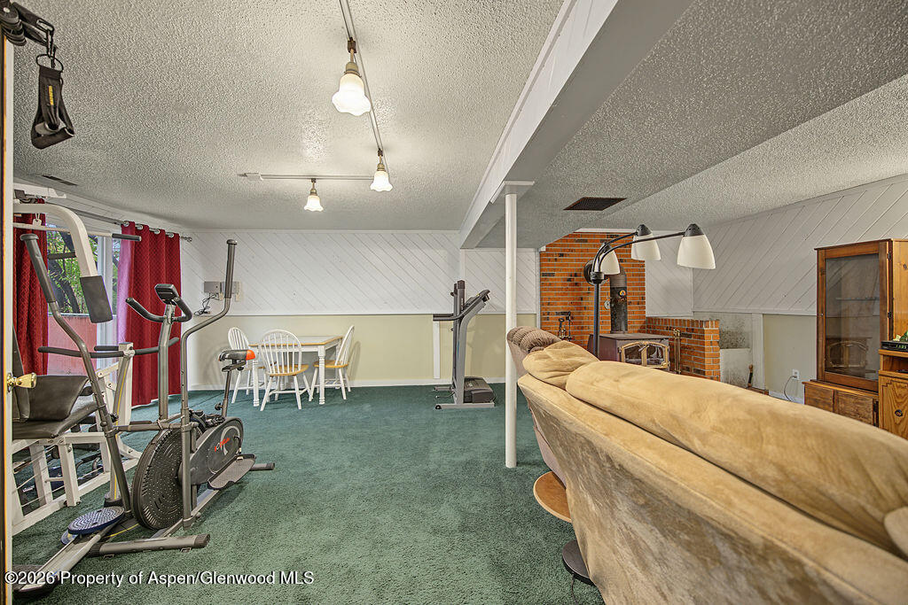 3421 Lenox Road