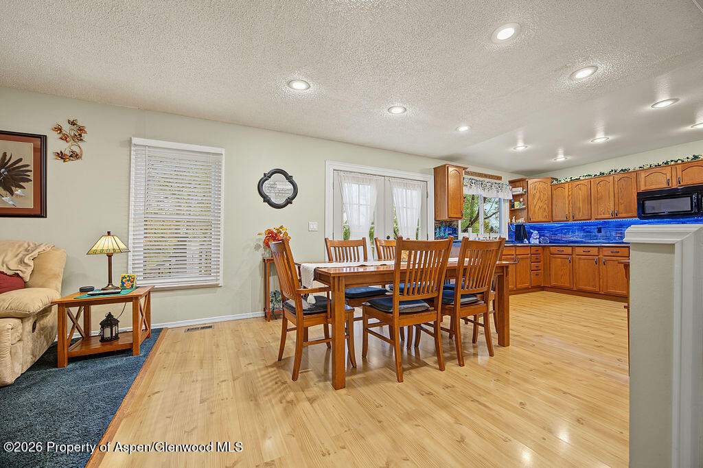 3421 Lenox Road